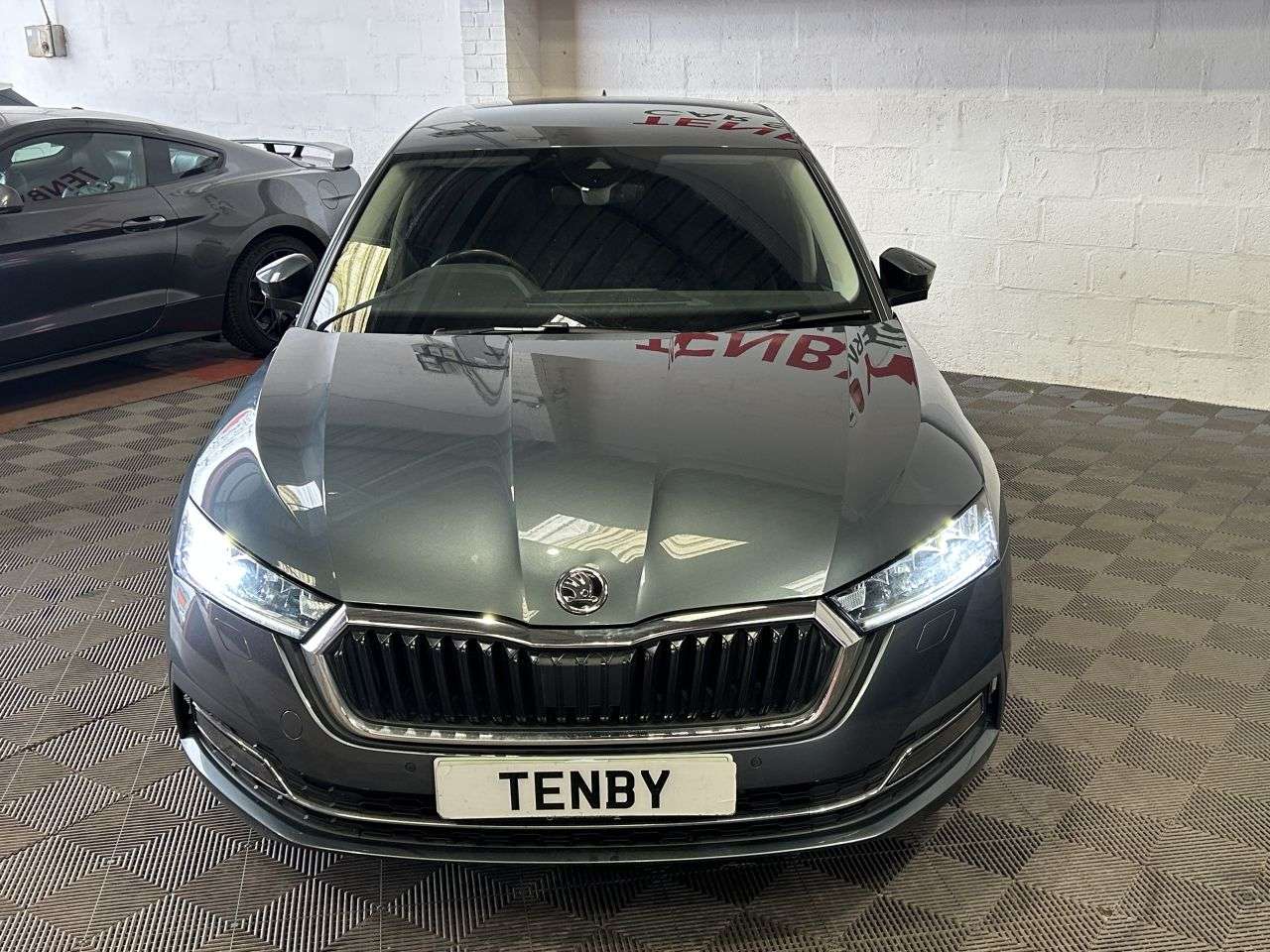 A 2021 SKODA OCTAVIA 1.4 TSI iV 13kWh SE L Hatchback 5dr Petrol Plug-in Hybrid DSG Euro 6 (s/s) A 2021 SKODA OCTAVIA 1.4 TSI iV 13kWh SE L Hatchback 5dr Petrol Plug-in Hybrid DSG Euro 6 (s/s)