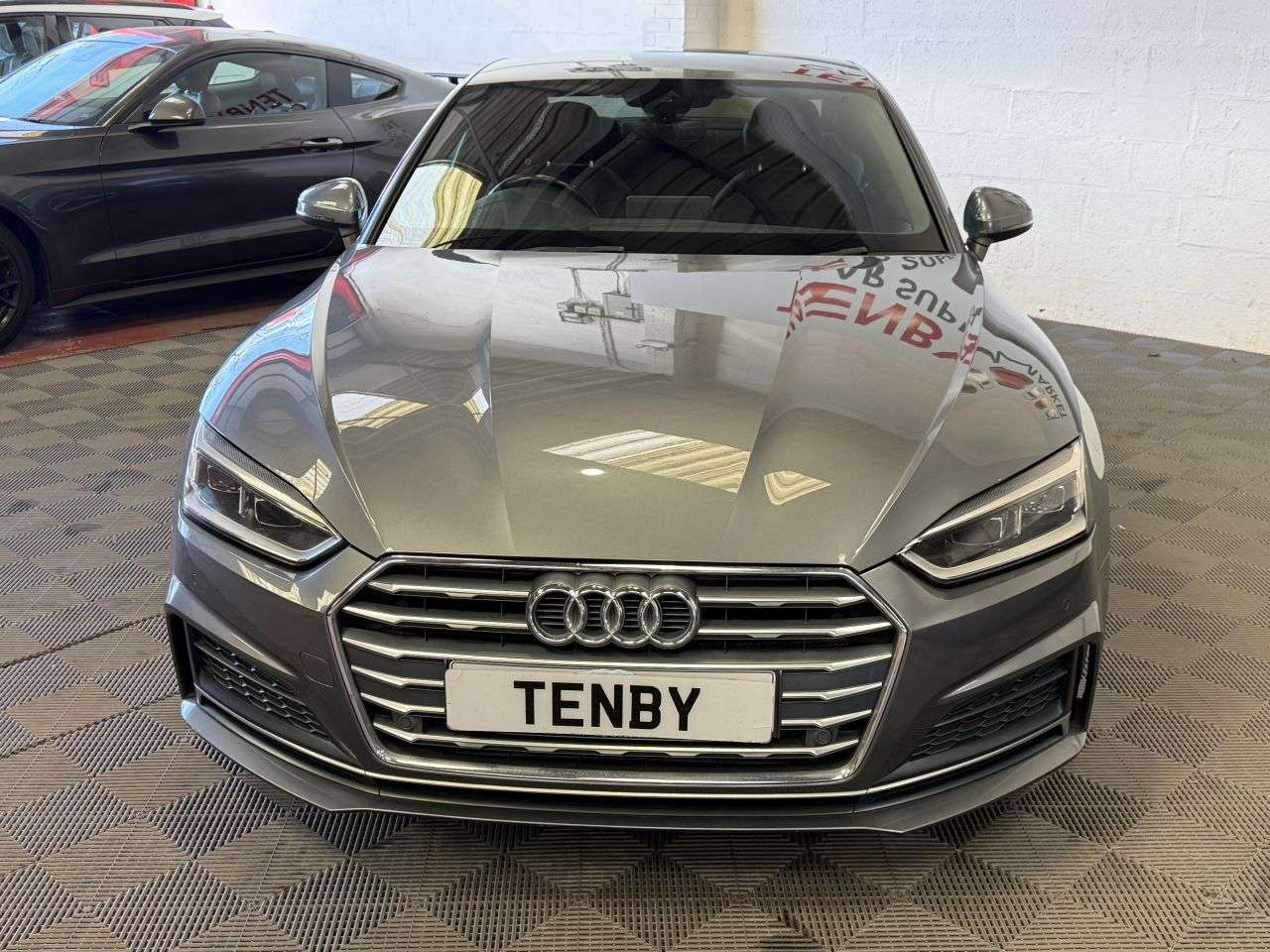 A 2018 AUDI A5 2.0 TFSI S line Coupe 2dr Petrol S Tronic Euro 6 (s/s) (190 ps) FLAT BOTTOM A 2018 AUDI A5 2.0 TFSI S line Coupe 2dr Petrol S Tronic Euro 6 (s/s) (190 ps) FLAT BOTTOM