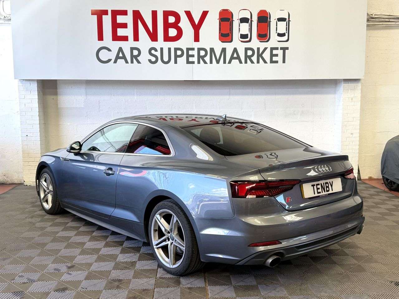2018 AUDI A5 2018 AUDI A5