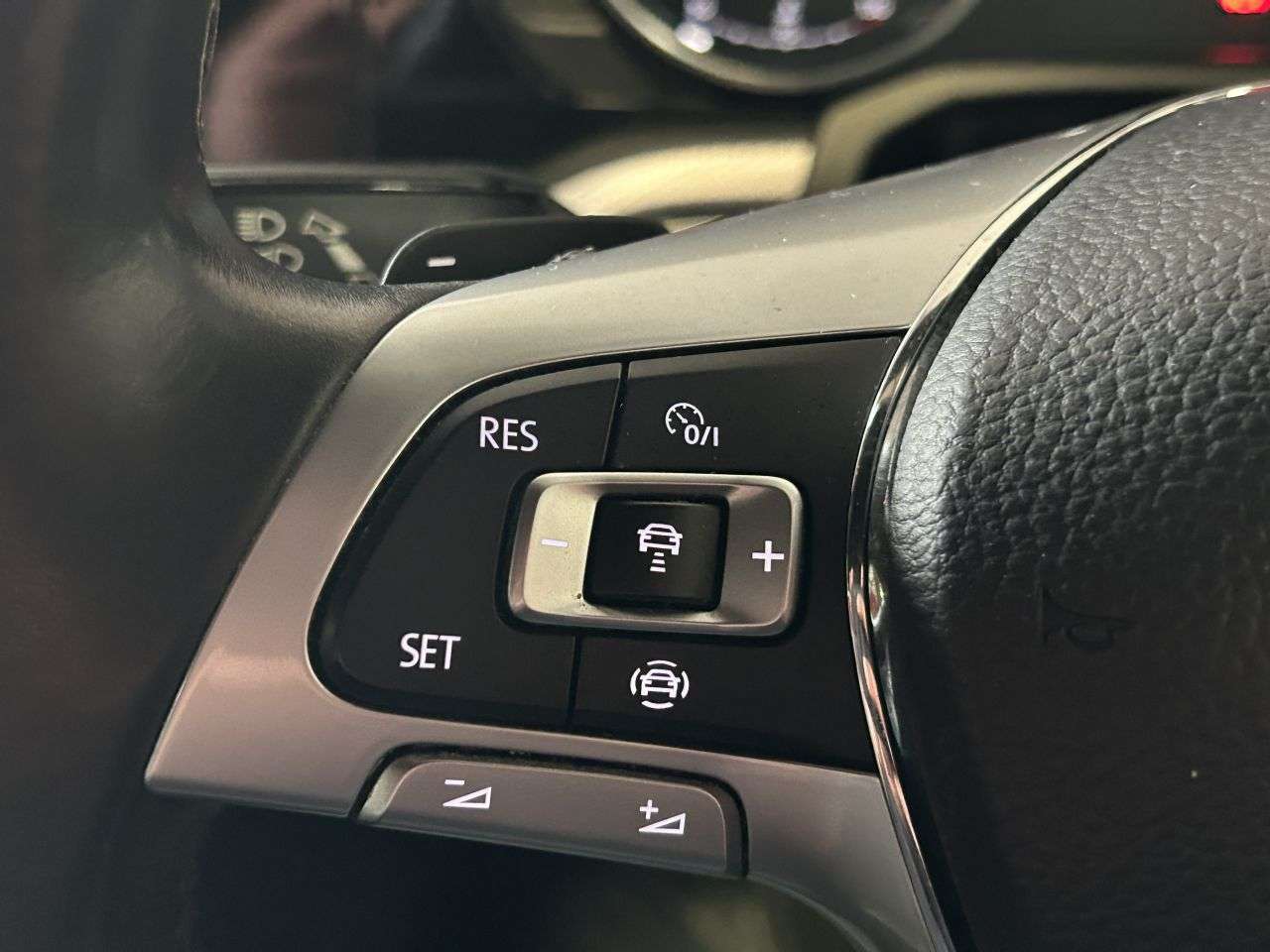 2019 VOLKSWAGEN TOUAREG 2019 VOLKSWAGEN TOUAREG