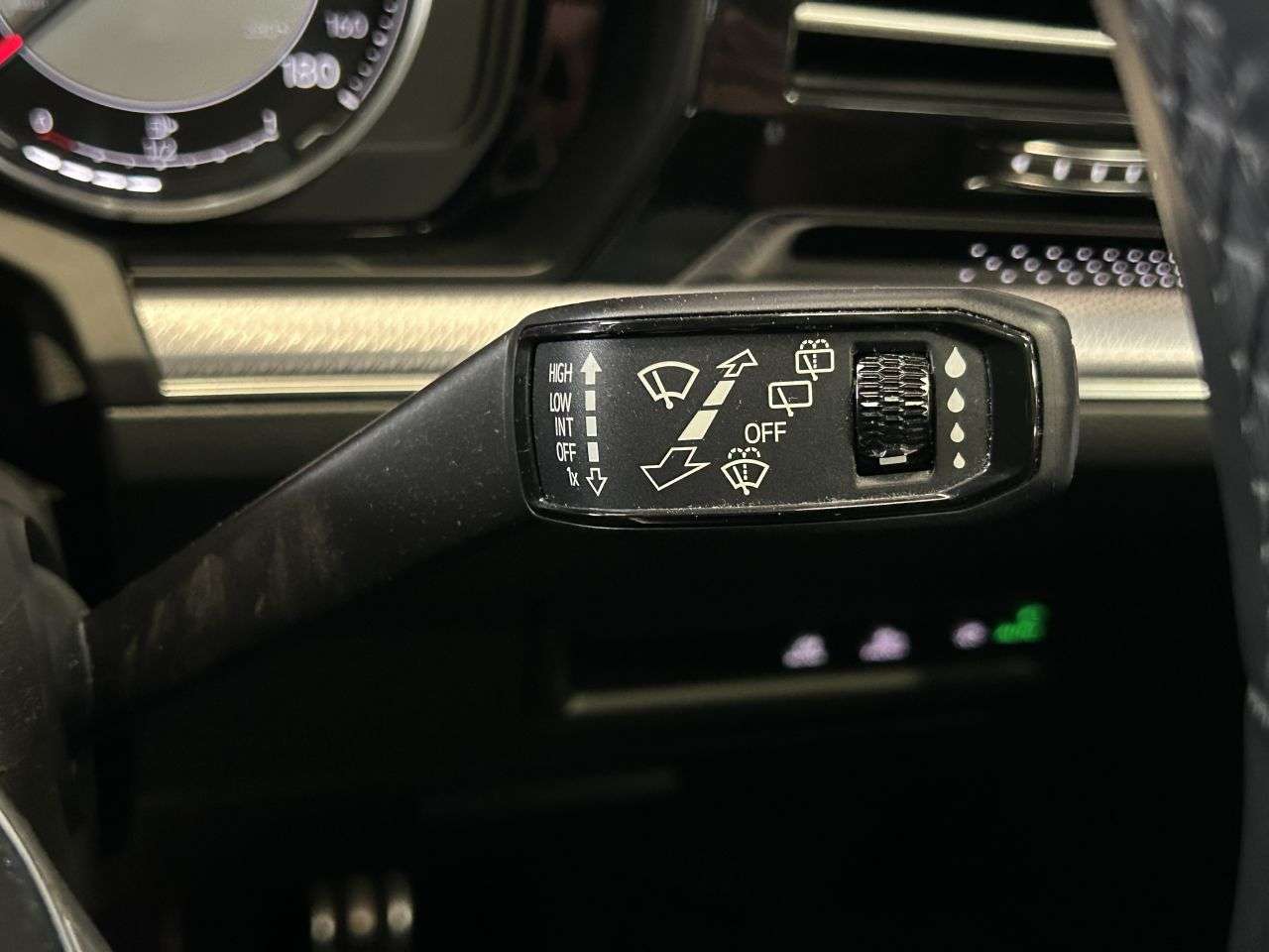 2019 VOLKSWAGEN TOUAREG 2019 VOLKSWAGEN TOUAREG