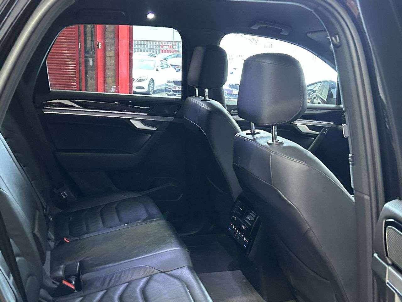 2019 VOLKSWAGEN TOUAREG 2019 VOLKSWAGEN TOUAREG