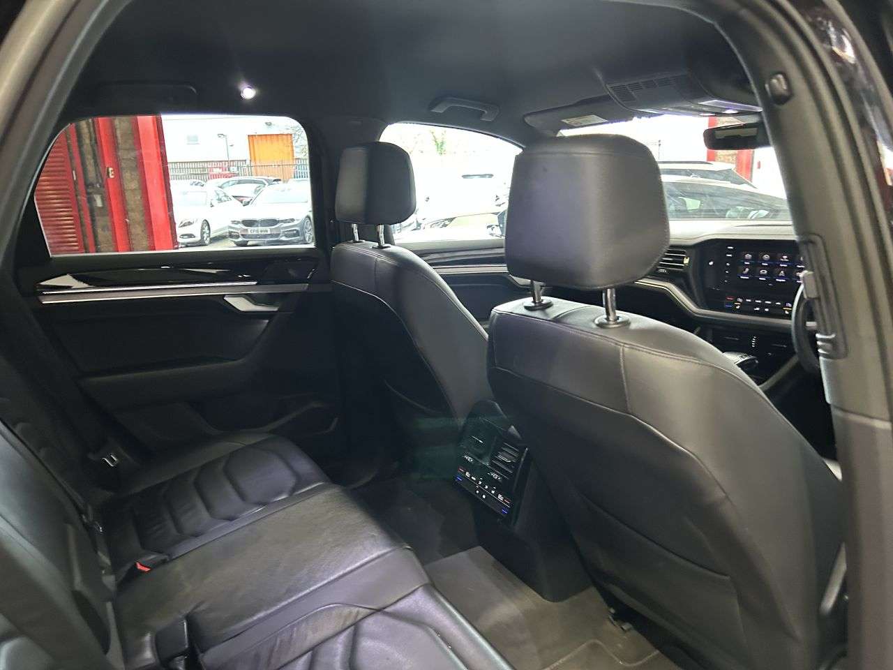2019 VOLKSWAGEN TOUAREG 2019 VOLKSWAGEN TOUAREG