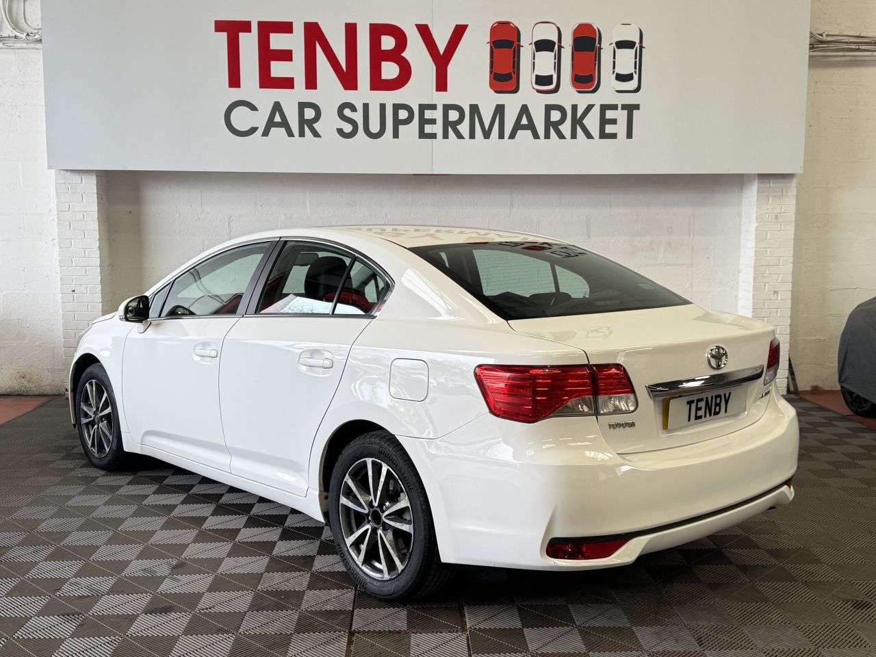 2012 TOYOTA AVENSIS 2012 TOYOTA AVENSIS