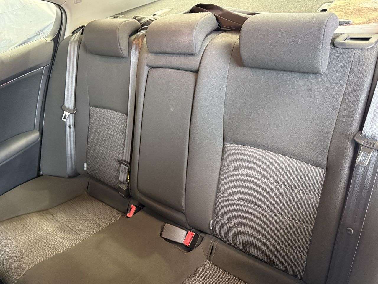 2012 TOYOTA AVENSIS 2012 TOYOTA AVENSIS