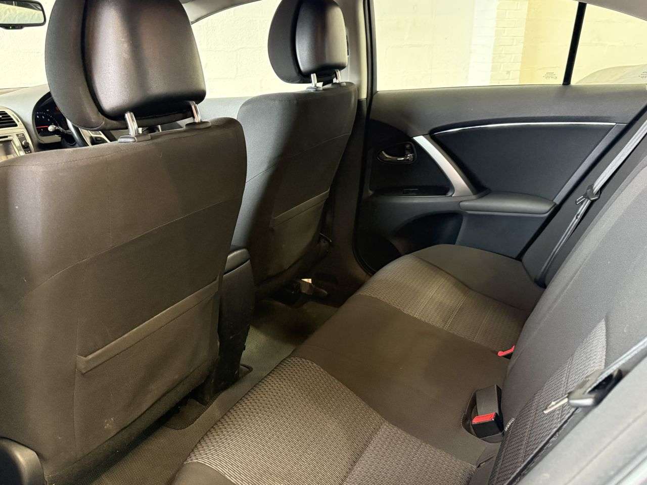 2012 TOYOTA AVENSIS 2012 TOYOTA AVENSIS