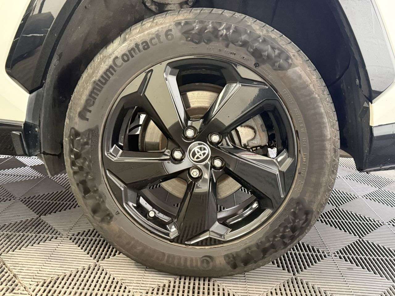 2019 TOYOTA RAV4 2019 TOYOTA RAV4