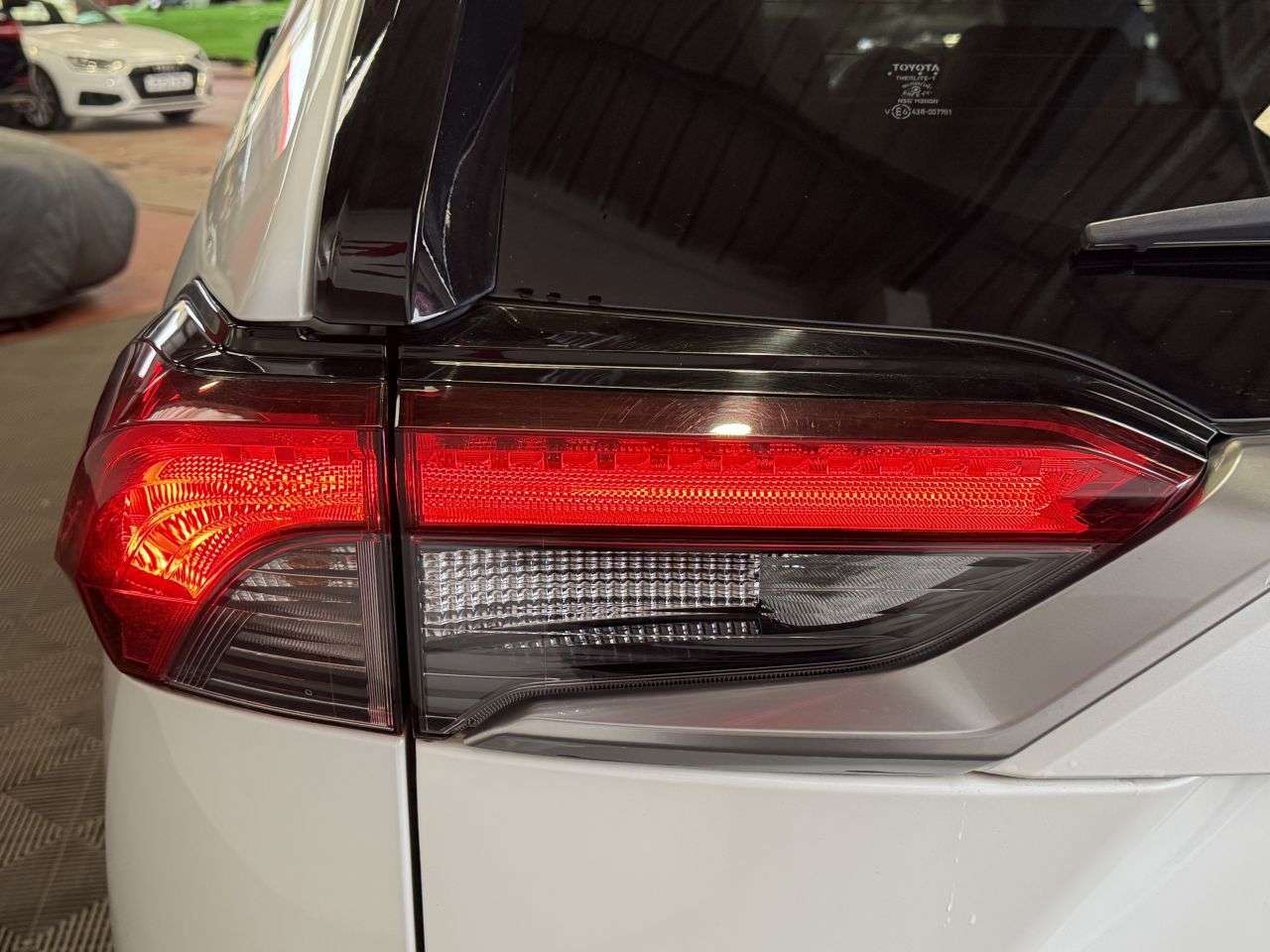 2019 TOYOTA RAV4 2019 TOYOTA RAV4