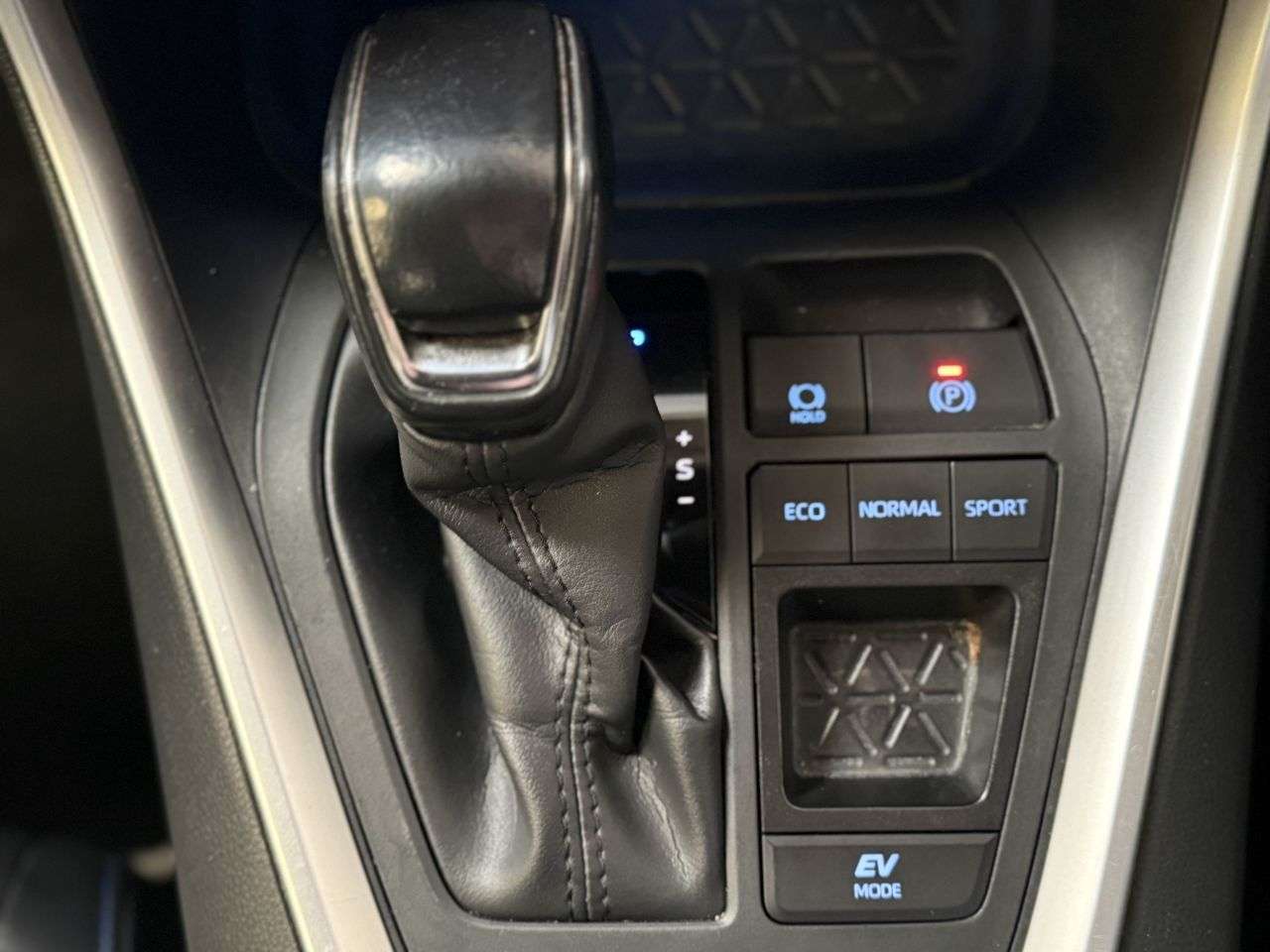 2019 TOYOTA RAV4 2019 TOYOTA RAV4