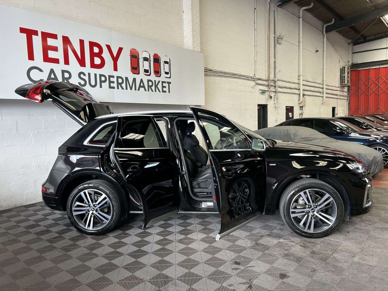 2021 AUDI Q5 2021 AUDI Q5