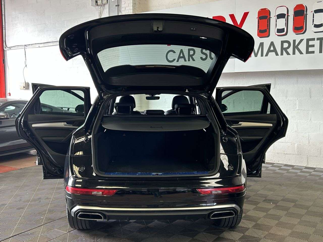 2021 AUDI Q5 2021 AUDI Q5