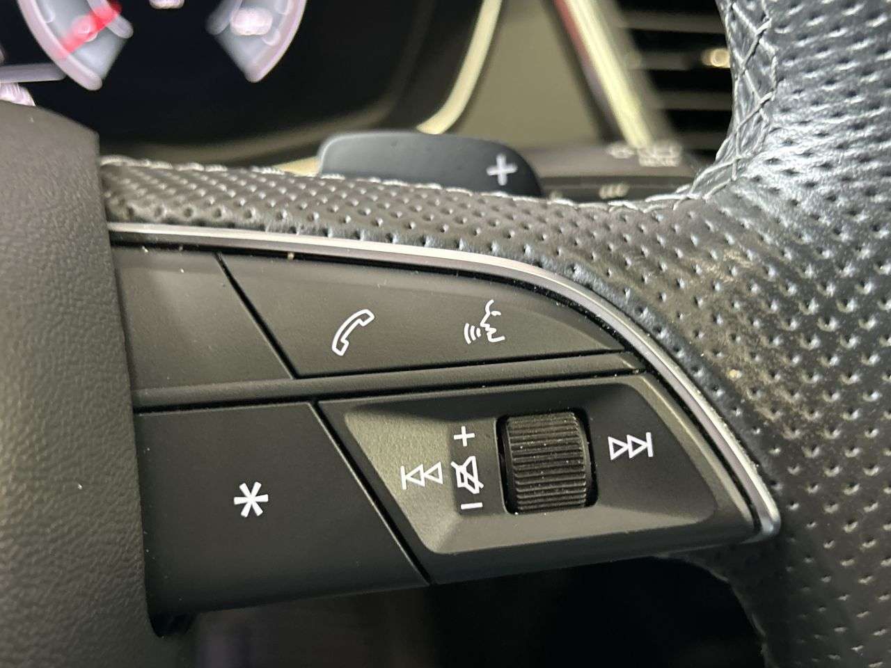 2021 AUDI Q5 2021 AUDI Q5