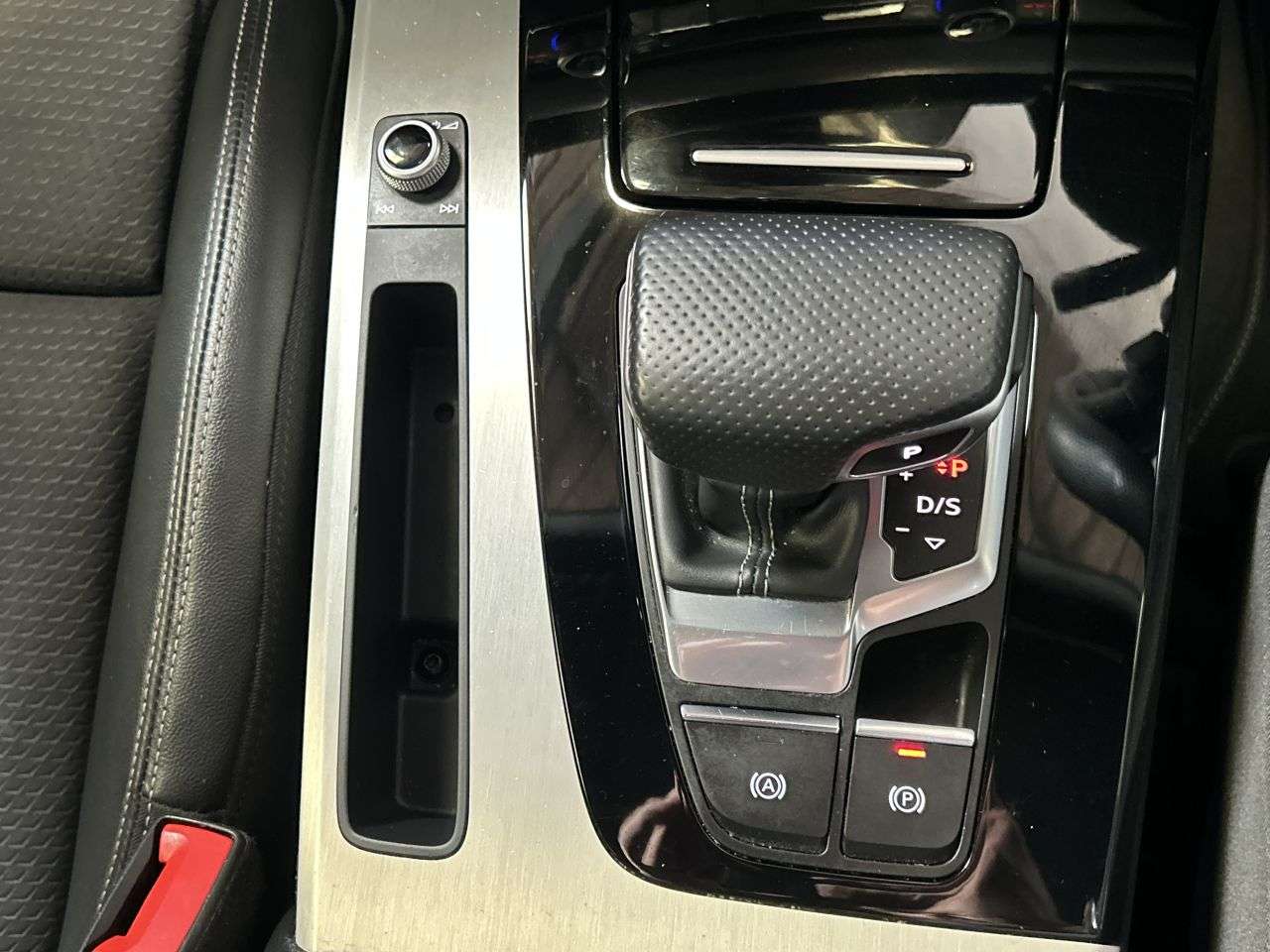 2021 AUDI Q5 2021 AUDI Q5