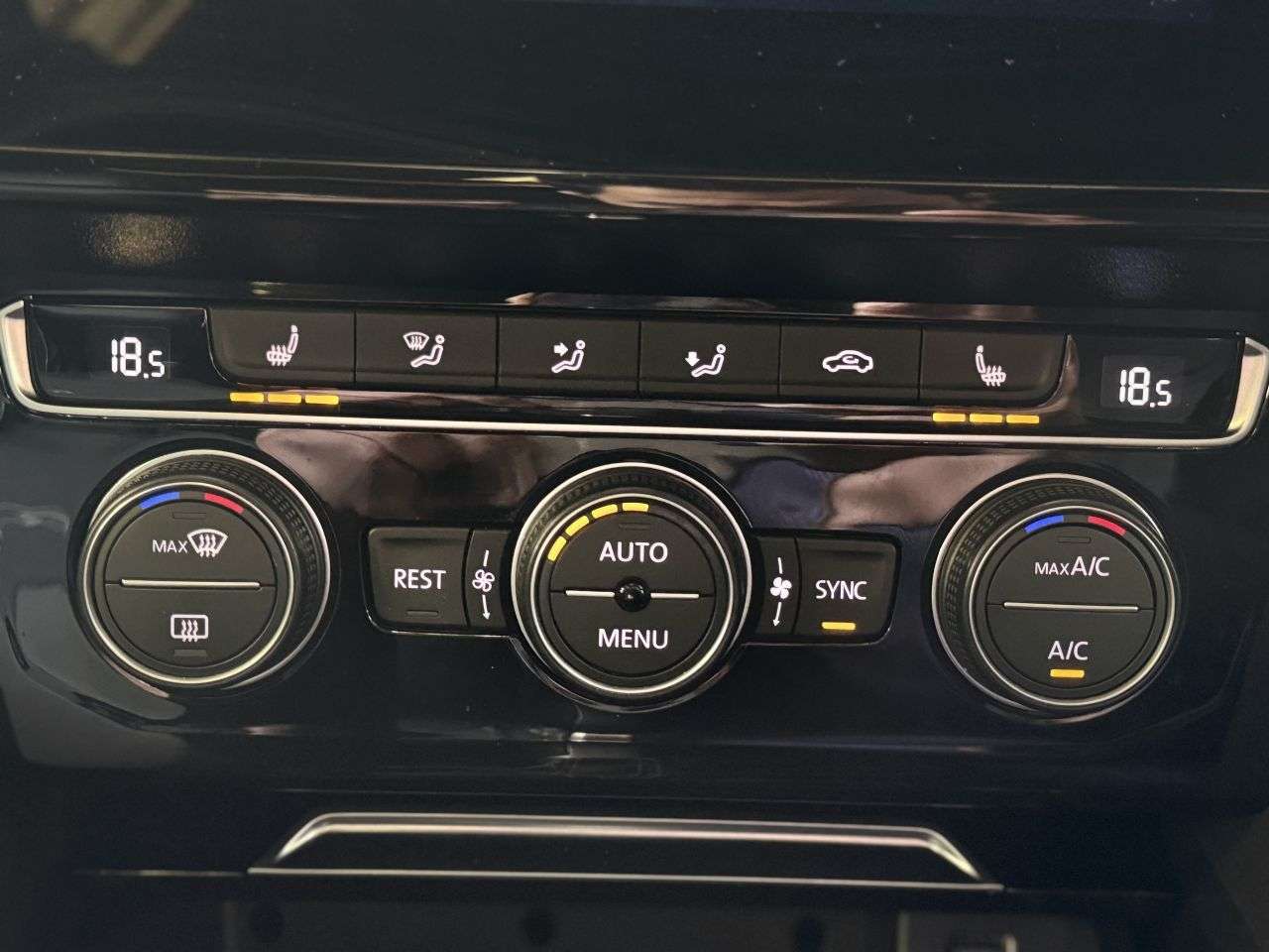 2019 VOLKSWAGEN PASSAT 2019 VOLKSWAGEN PASSAT