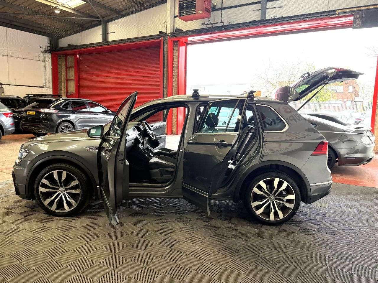 2016 VOLKSWAGEN TIGUAN 2016 VOLKSWAGEN TIGUAN