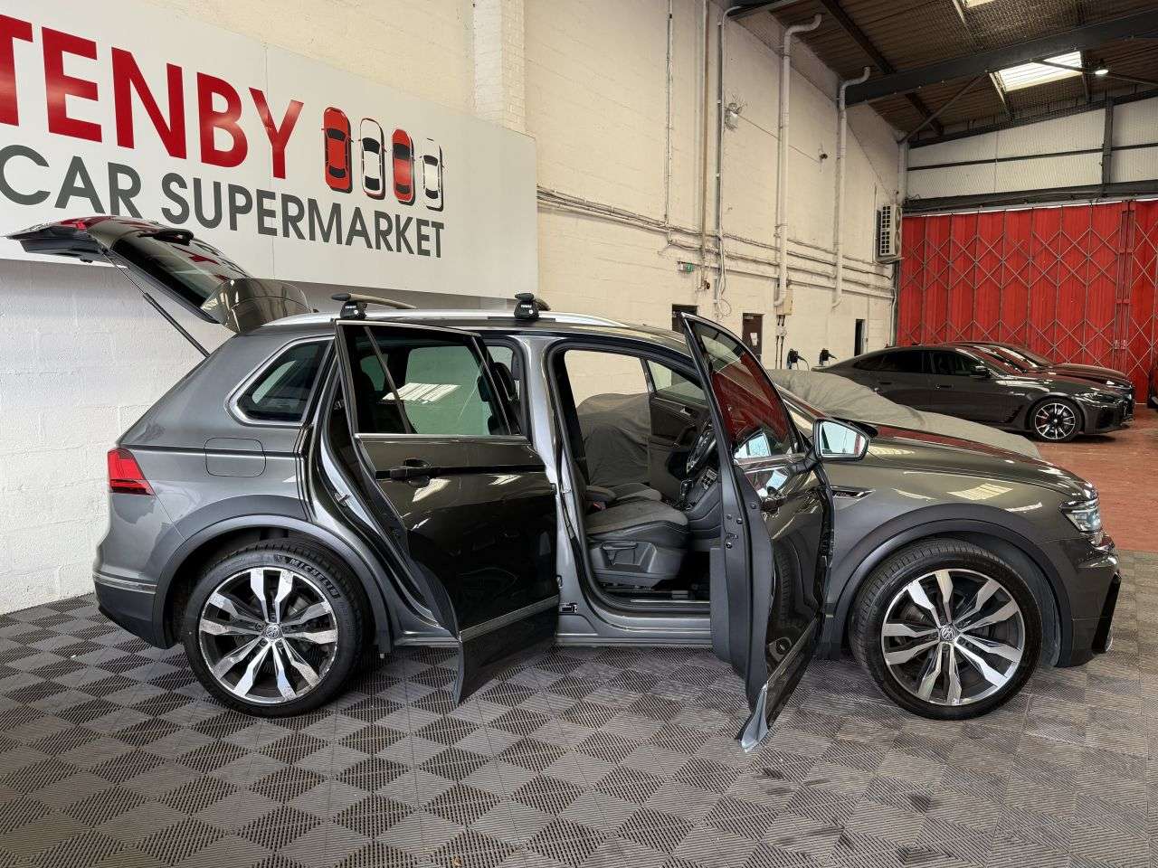 2016 VOLKSWAGEN TIGUAN 2016 VOLKSWAGEN TIGUAN