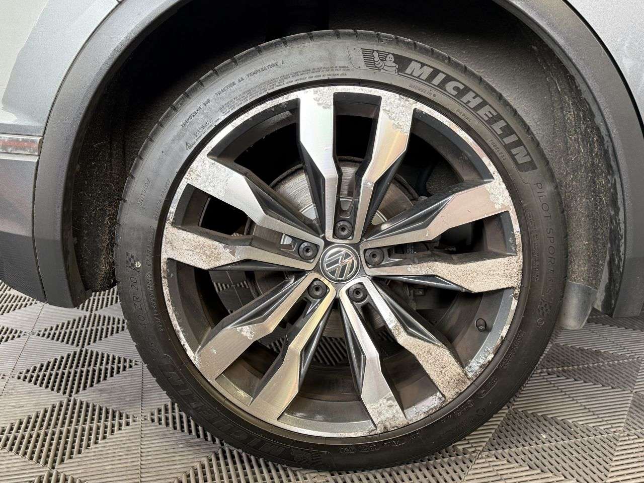 2016 VOLKSWAGEN TIGUAN 2016 VOLKSWAGEN TIGUAN