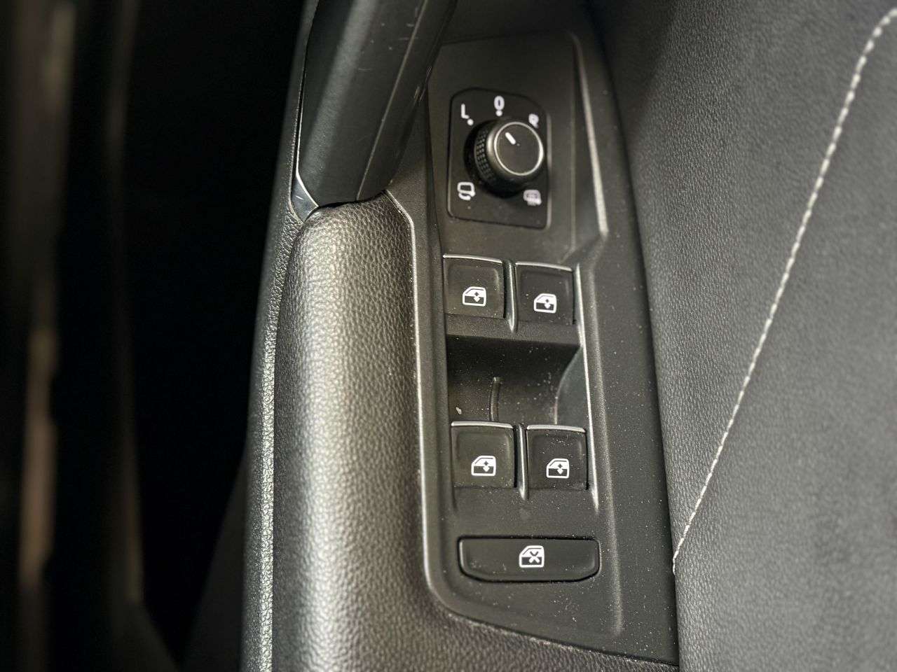 2016 VOLKSWAGEN TIGUAN 2016 VOLKSWAGEN TIGUAN