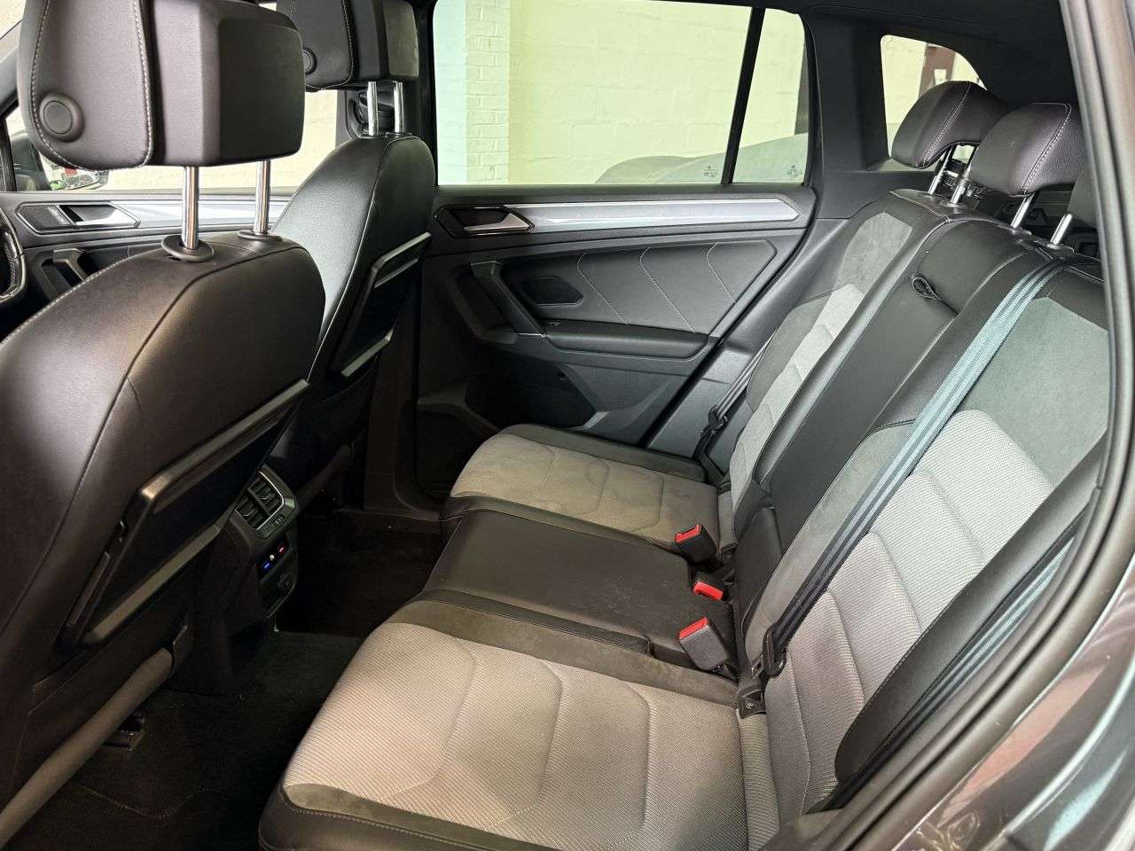 2016 VOLKSWAGEN TIGUAN 2016 VOLKSWAGEN TIGUAN