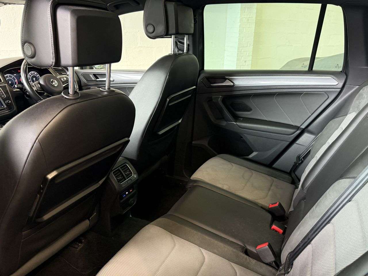 2016 VOLKSWAGEN TIGUAN 2016 VOLKSWAGEN TIGUAN