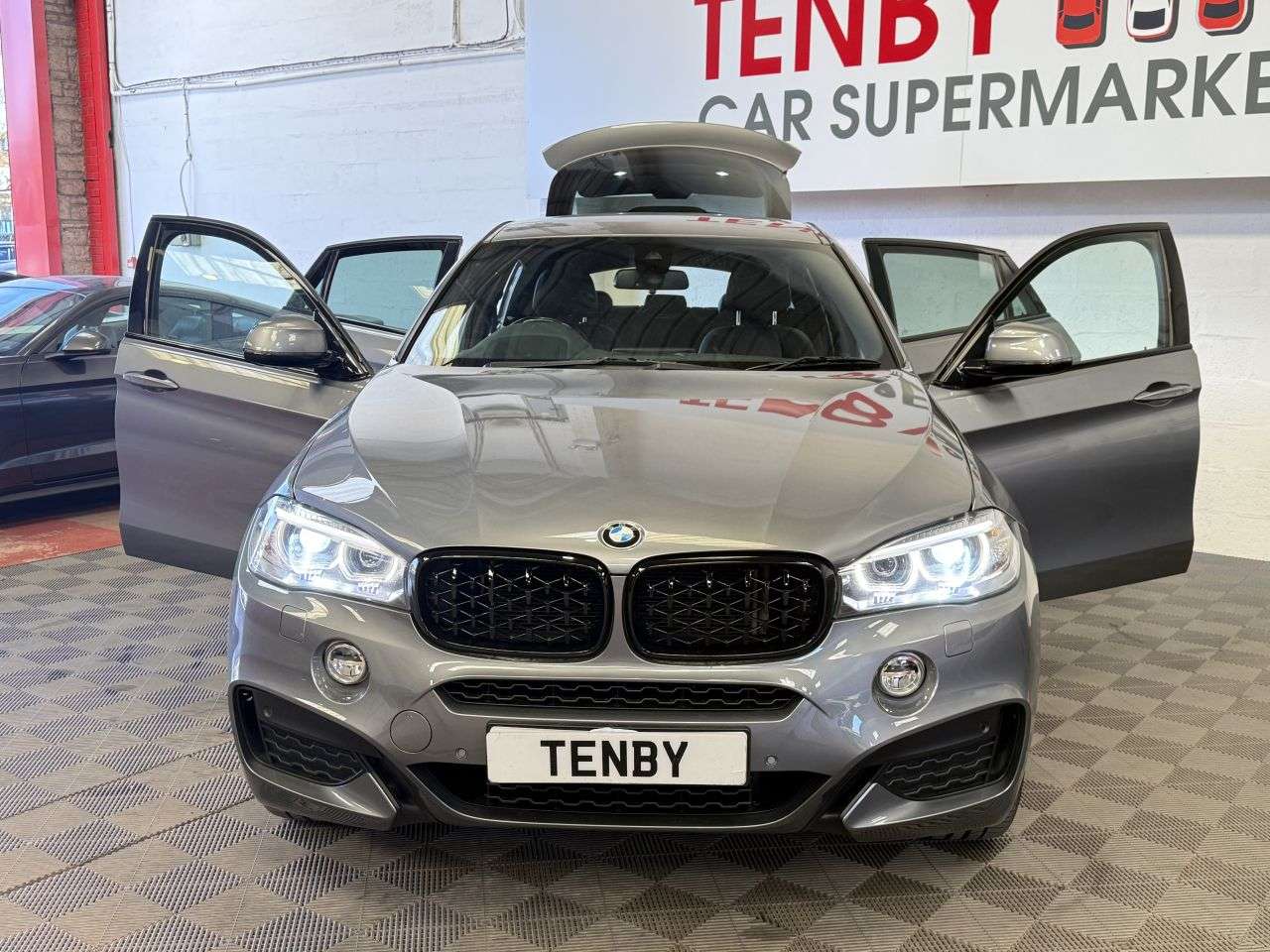 2018 BMW X6 2018 BMW X6