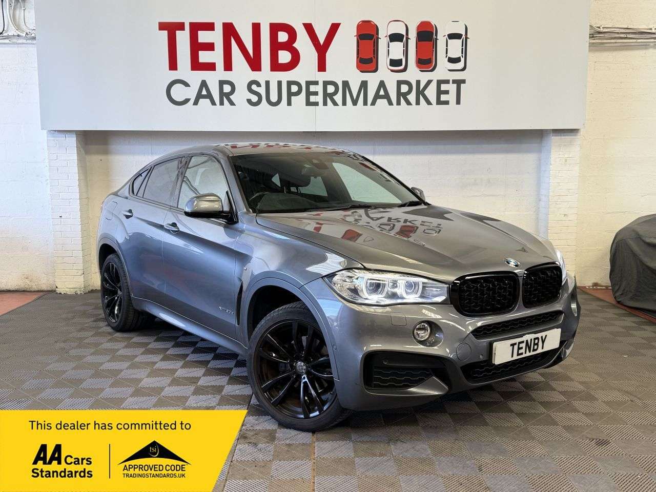 A 2018 BMW X6 3.0 30d M Sport SUV 5dr Diesel Auto xDrive Euro 6 (s/s) (258 ps) 20"ALLOYS+ A 2018 BMW X6 3.0 30d M Sport SUV 5dr Diesel Auto xDrive Euro 6 (s/s) (258 ps) 20"ALLOYS+