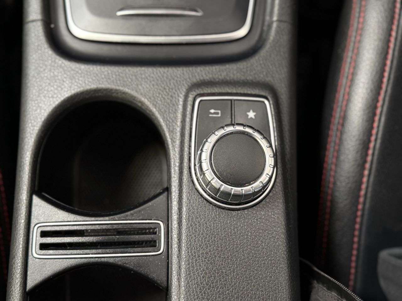 2017 MERCEDES-BENZ A-CLASS 2017 MERCEDES-BENZ A-CLASS