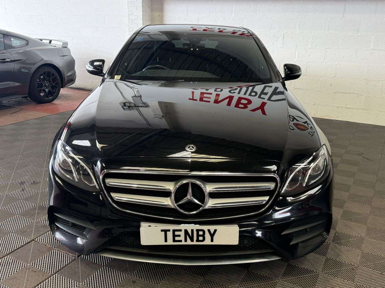 A 2017 MERCEDES-BENZ E-CLASS 2.0 E220d AMG Line Saloon 4dr Diesel G-Tronic+ Euro 6 (s/s) (194 ps) A 2017 MERCEDES-BENZ E-CLASS 2.0 E220d AMG Line Saloon 4dr Diesel G-Tronic+ Euro 6 (s/s) (194 ps)