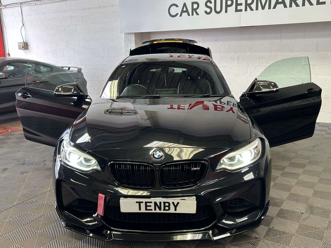 2017 BMW M2 2017 BMW M2