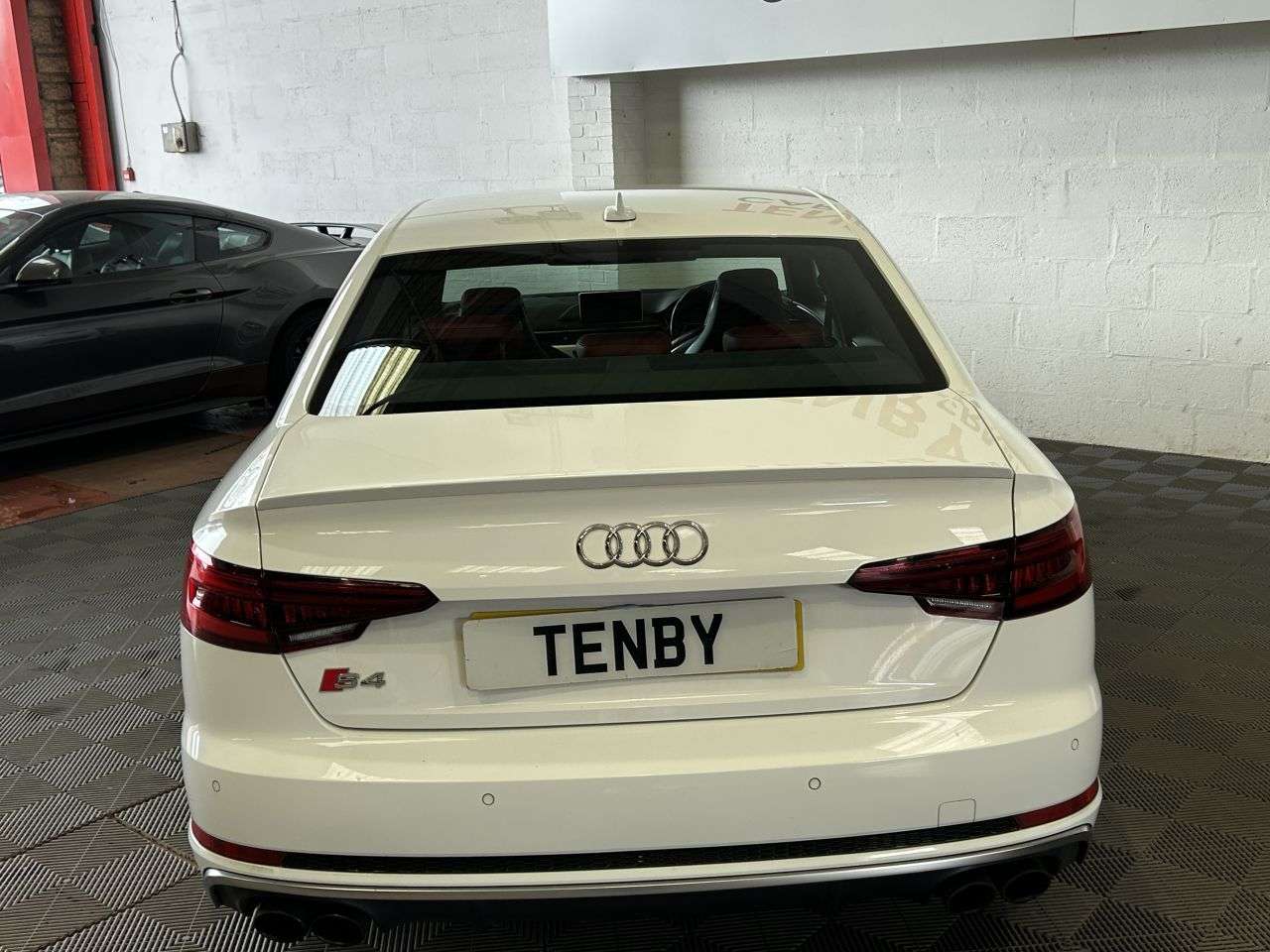 2017 AUDI S4 2017 AUDI S4