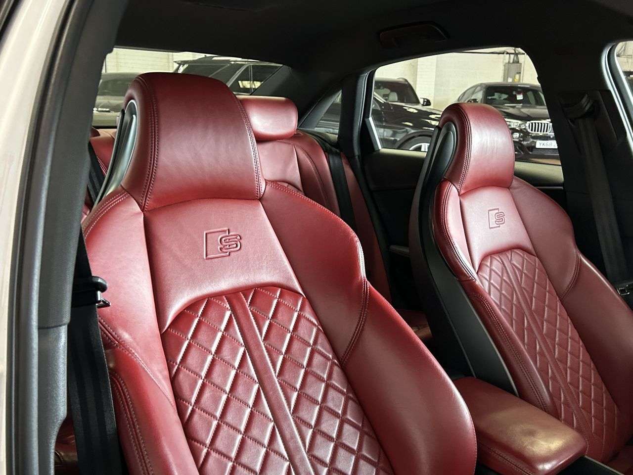 2017 AUDI S4 2017 AUDI S4