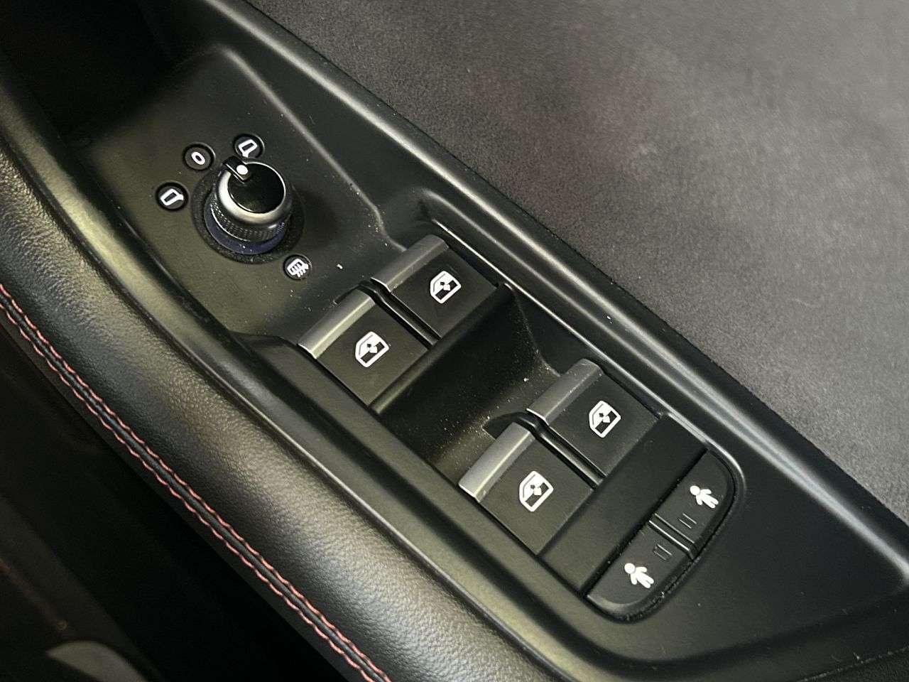 2017 AUDI S4 2017 AUDI S4