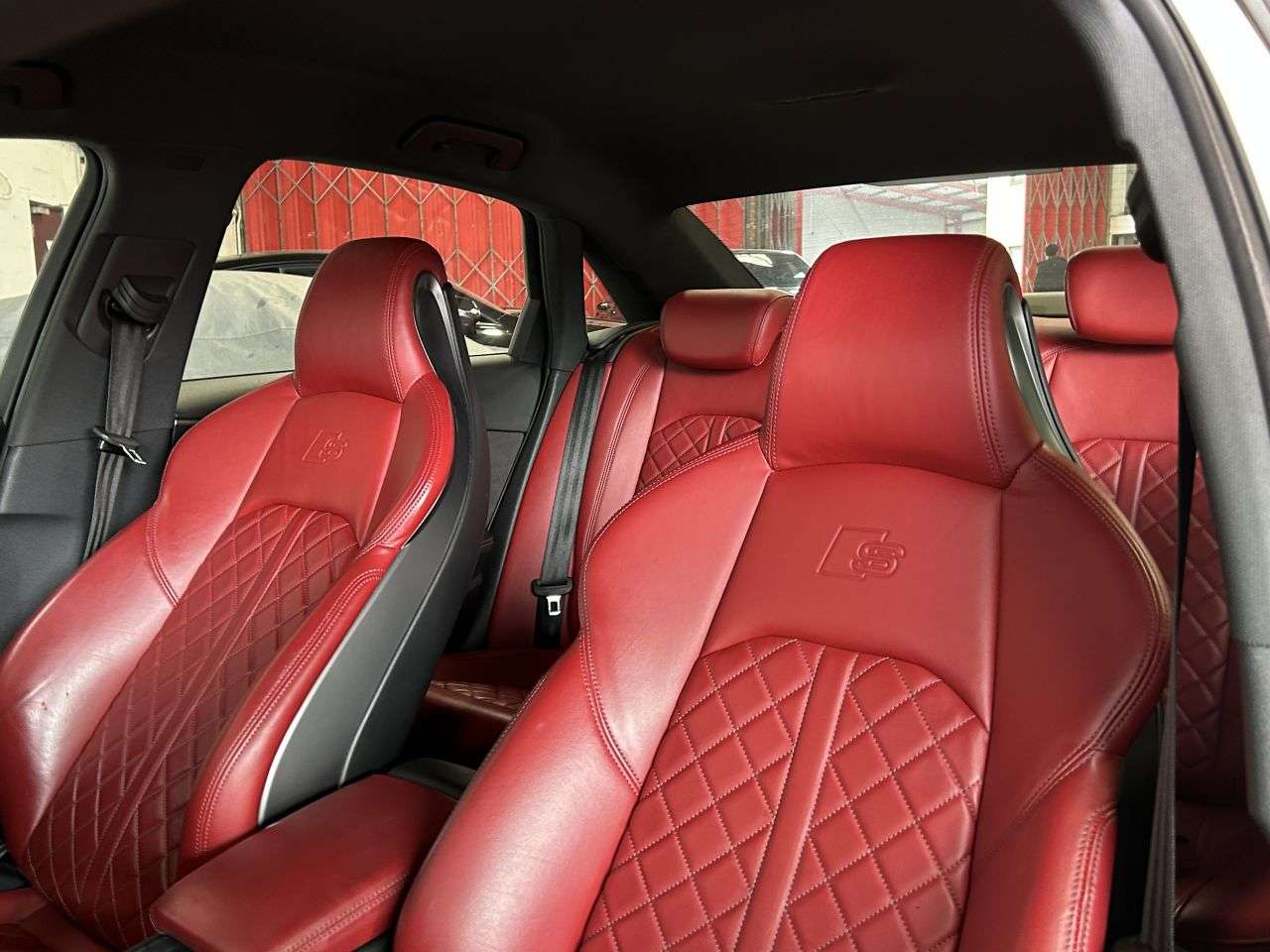 2017 AUDI S4 2017 AUDI S4