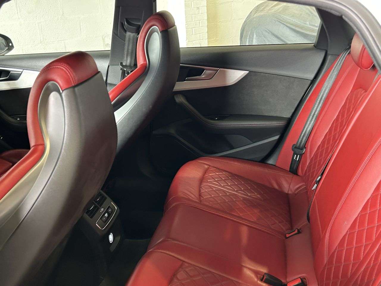 2017 AUDI S4 2017 AUDI S4