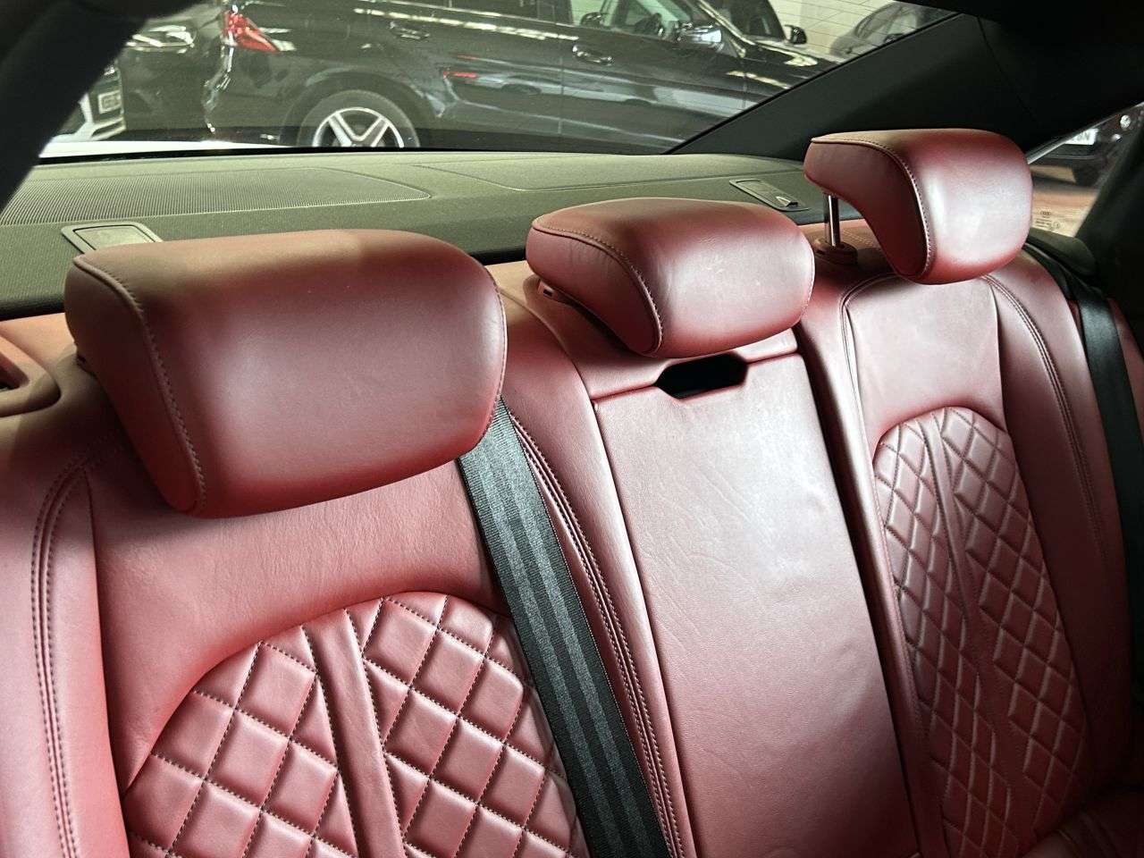 2017 AUDI S4 2017 AUDI S4