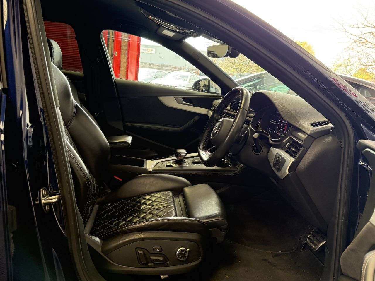 2018 AUDI S4 2018 AUDI S4