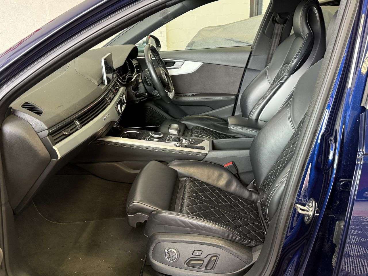 2018 AUDI S4 2018 AUDI S4