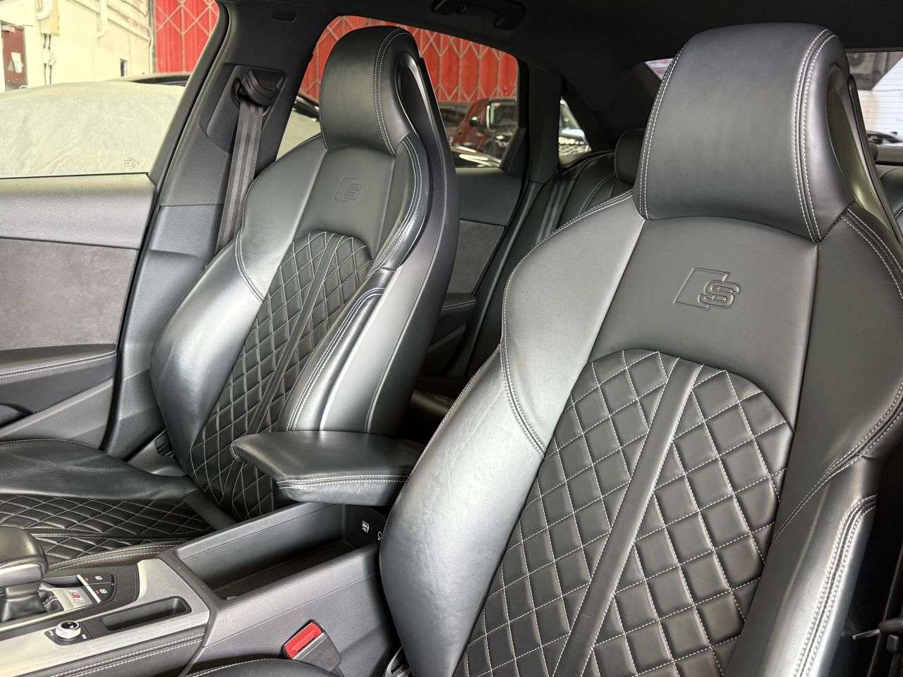 2018 AUDI S4 2018 AUDI S4