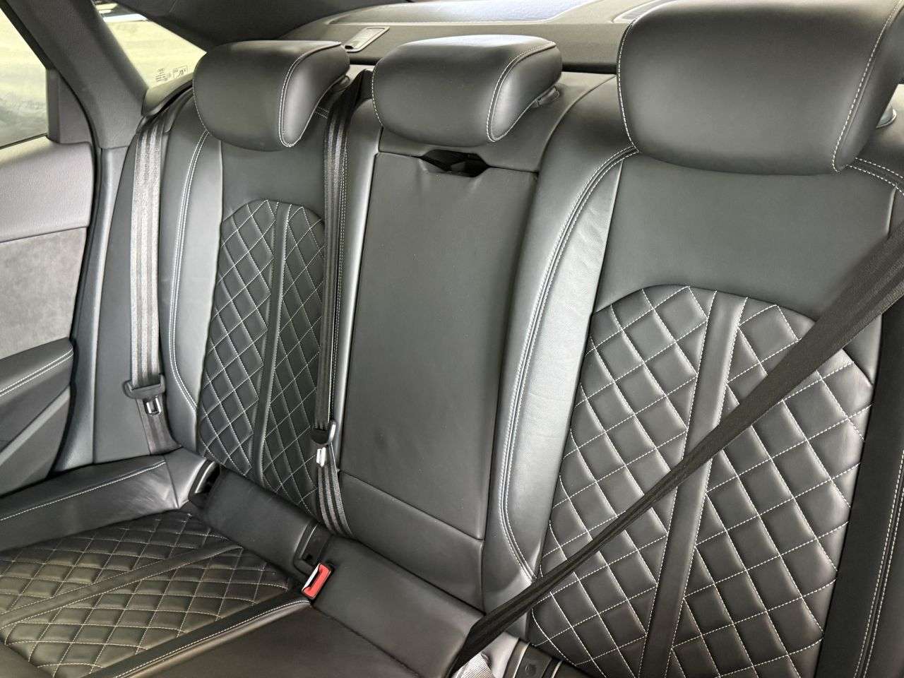 2018 AUDI S4 2018 AUDI S4