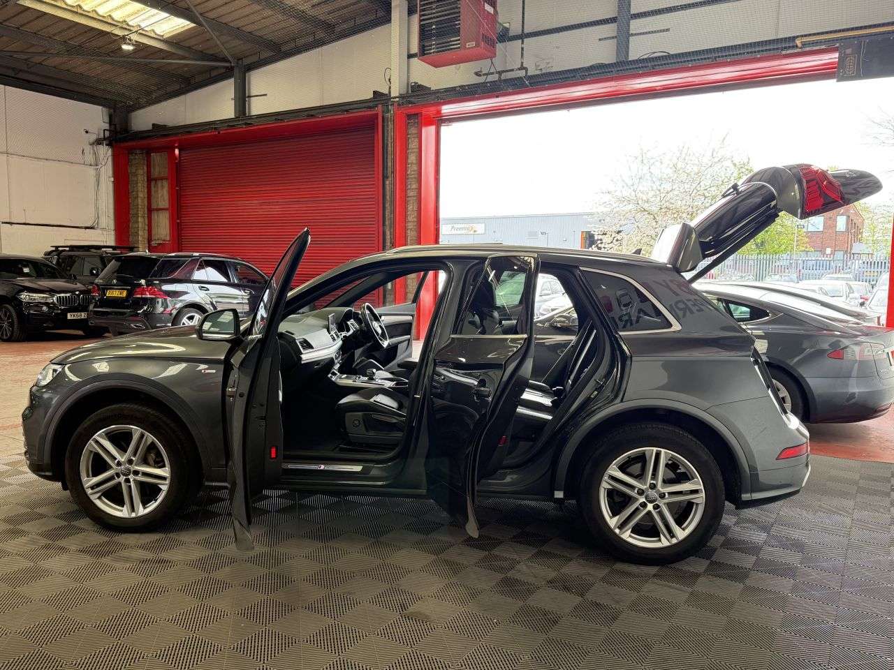 2018 AUDI Q5 2018 AUDI Q5