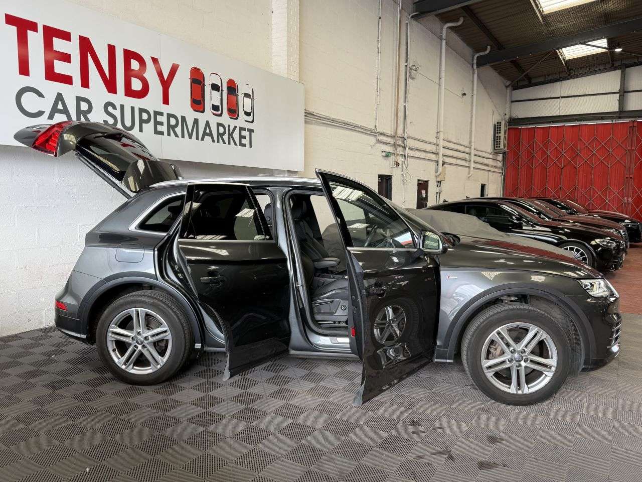 2018 AUDI Q5 2018 AUDI Q5