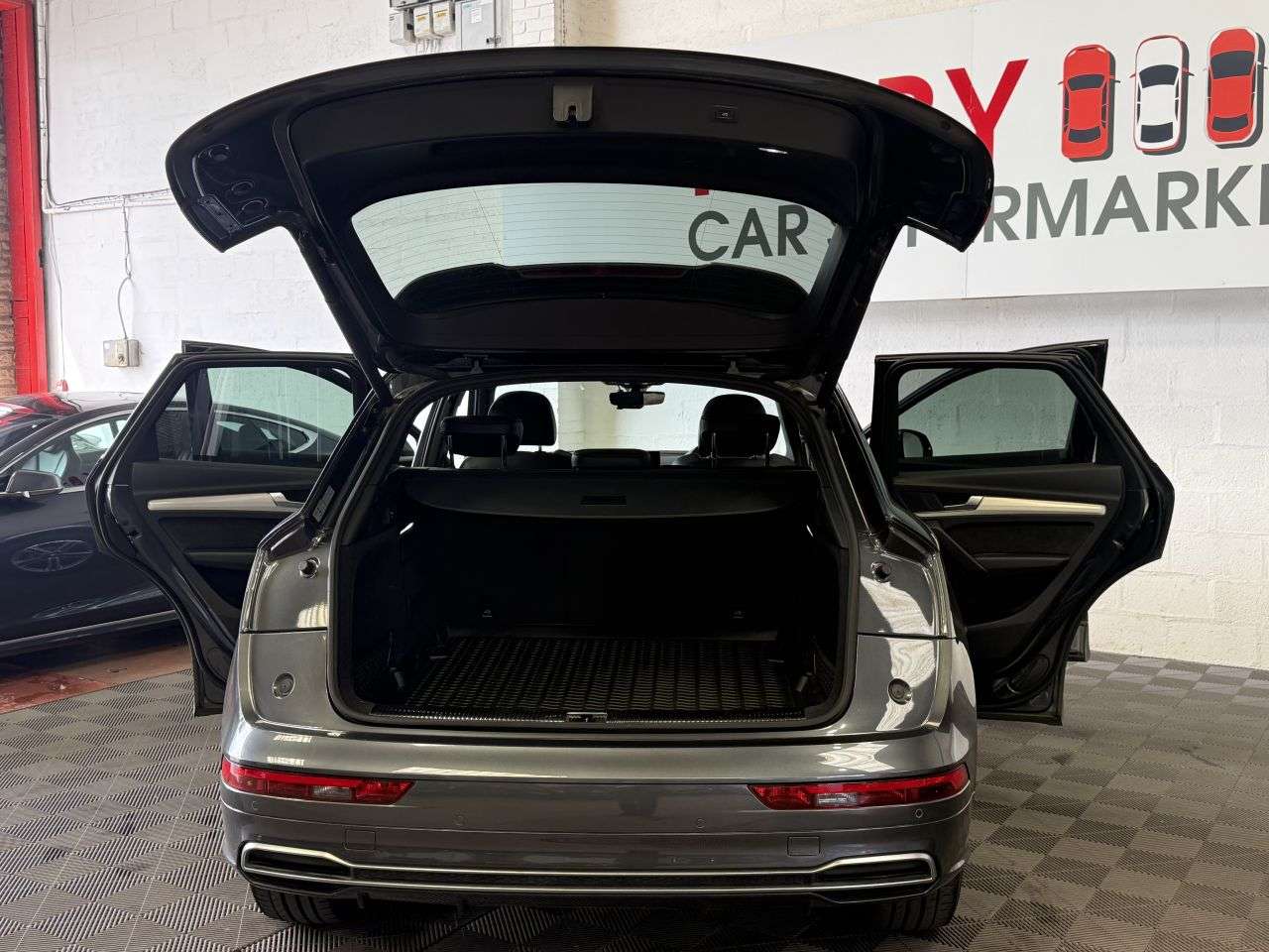 2018 AUDI Q5 2018 AUDI Q5