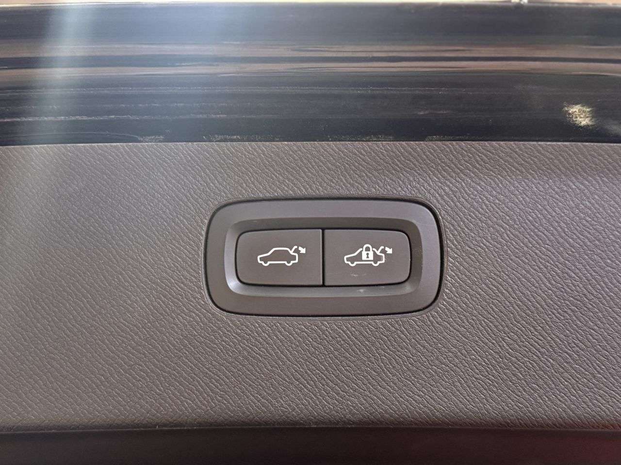 2018 VOLVO XC90 2018 VOLVO XC90