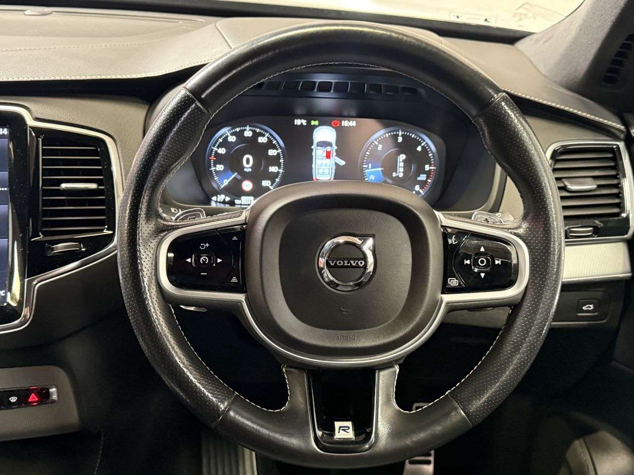 2018 VOLVO XC90 2018 VOLVO XC90
