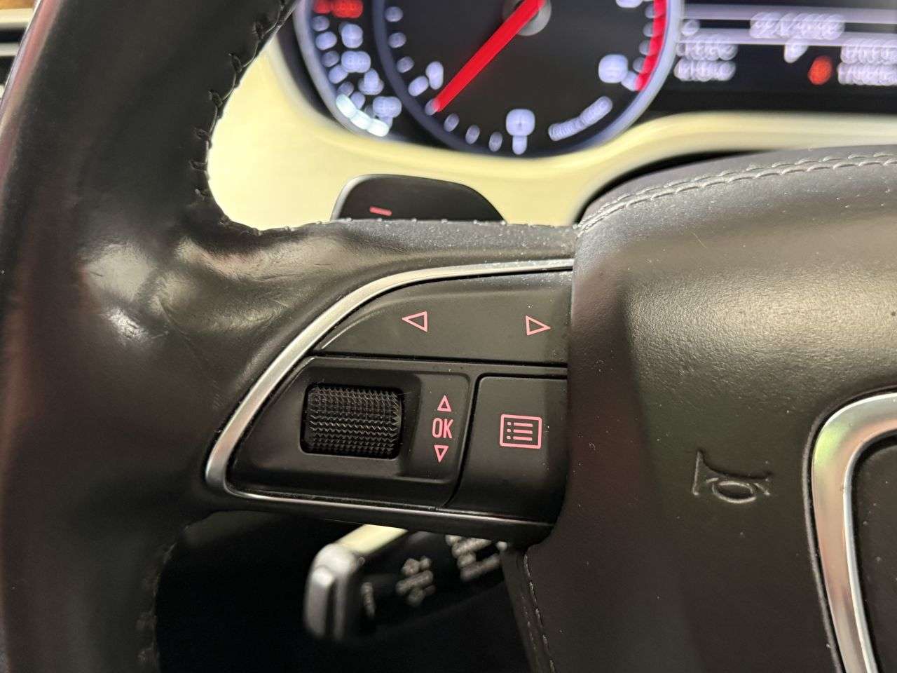 2016 AUDI A8 2016 AUDI A8