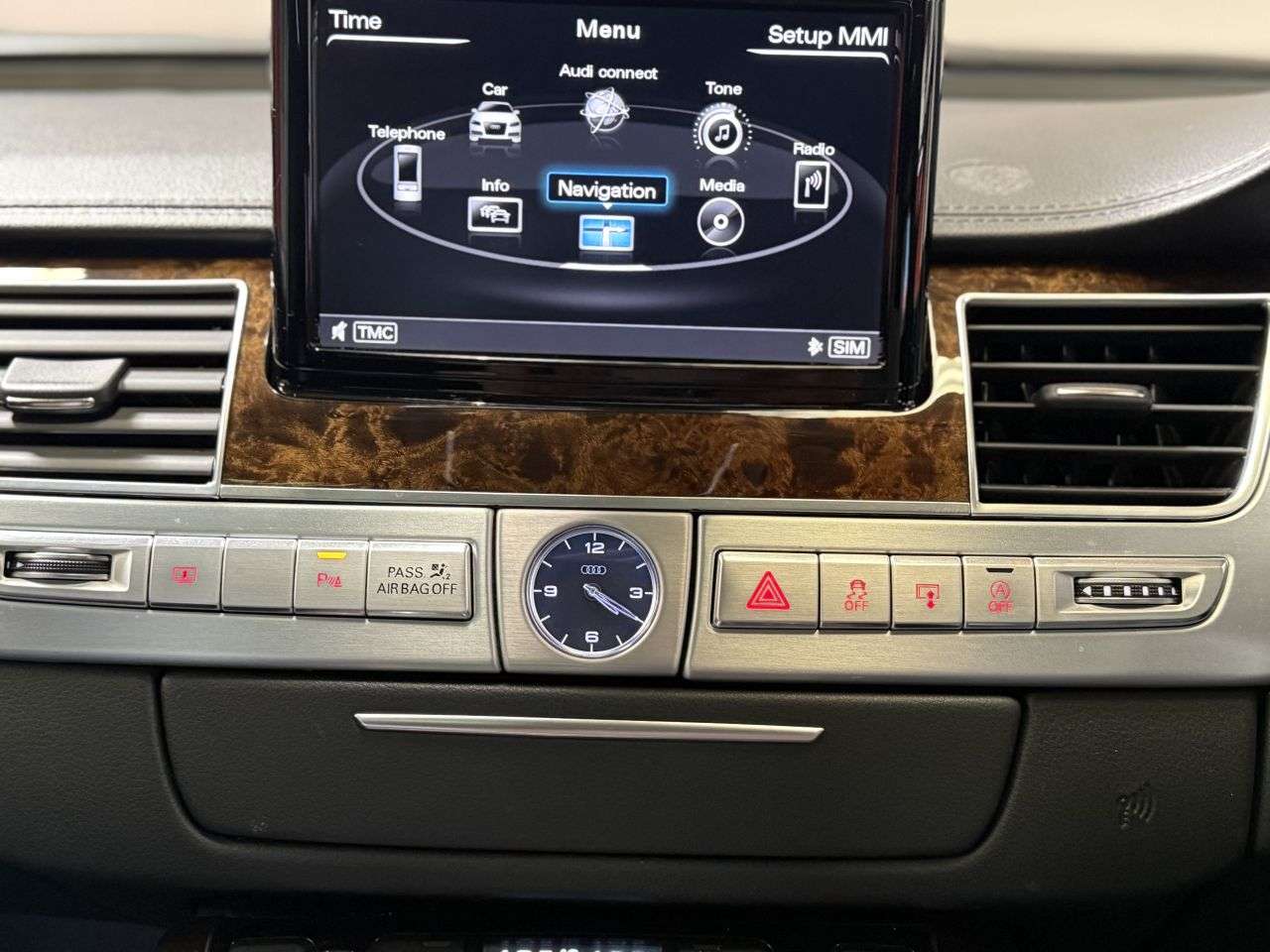 2016 AUDI A8 2016 AUDI A8