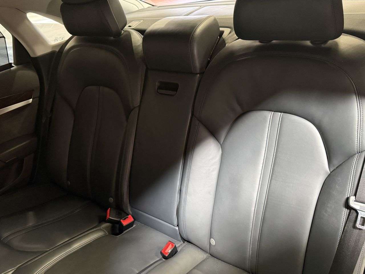 2016 AUDI A8 2016 AUDI A8