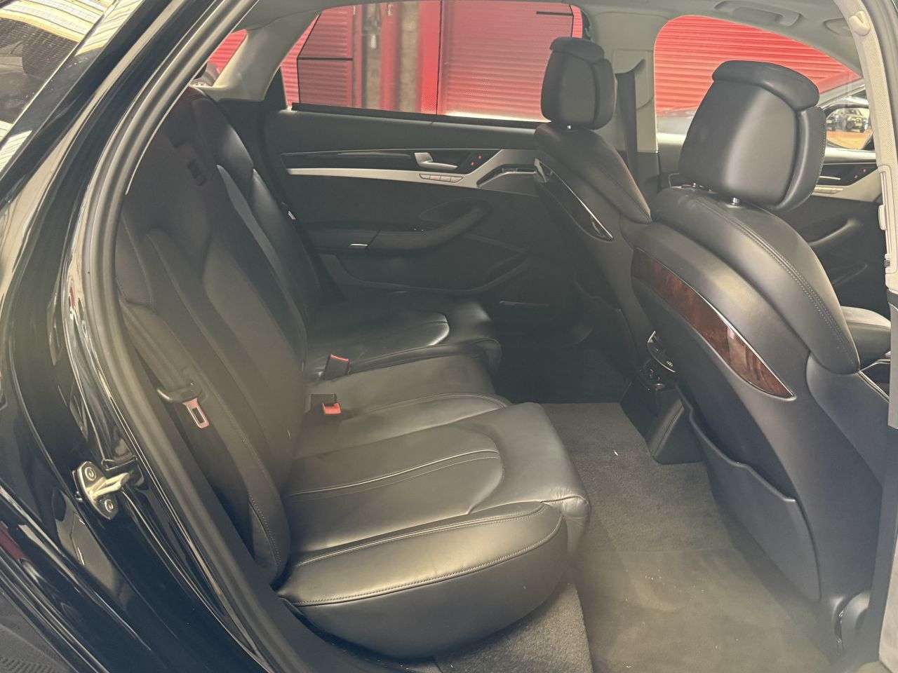 2016 AUDI A8 2016 AUDI A8