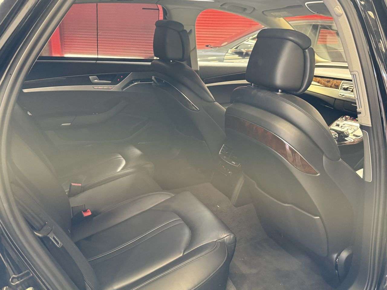 2016 AUDI A8 2016 AUDI A8