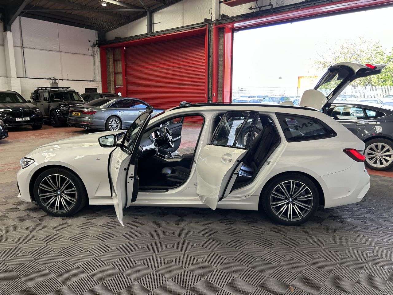 2019 BMW 3 SERIES 2019 BMW 3 SERIES